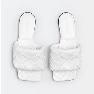BOTTEGA VENETA Lido Flat Sandals